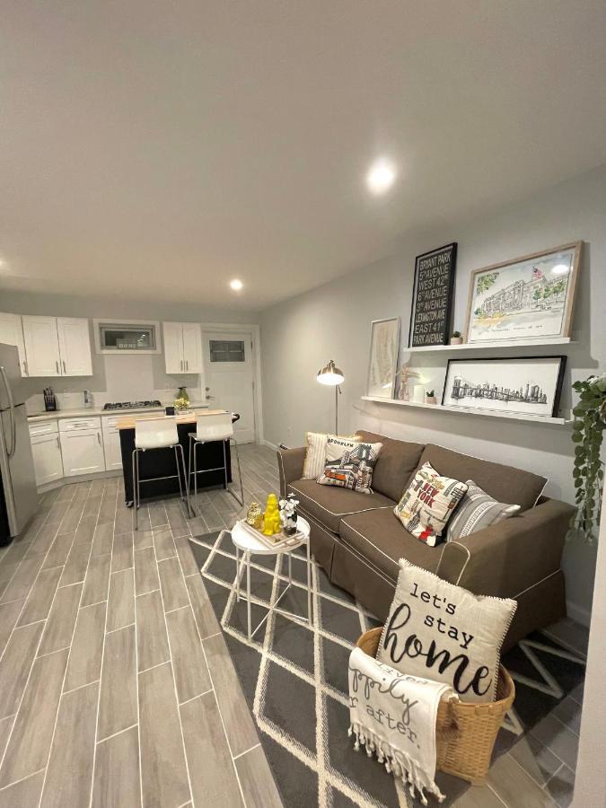Modern Apartment With Parking & Quick Ride To Manhattan Ню Йорк Екстериор снимка